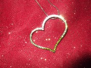 Collier coeur reflets verts
