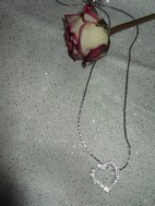 Collier coeur strass blancs